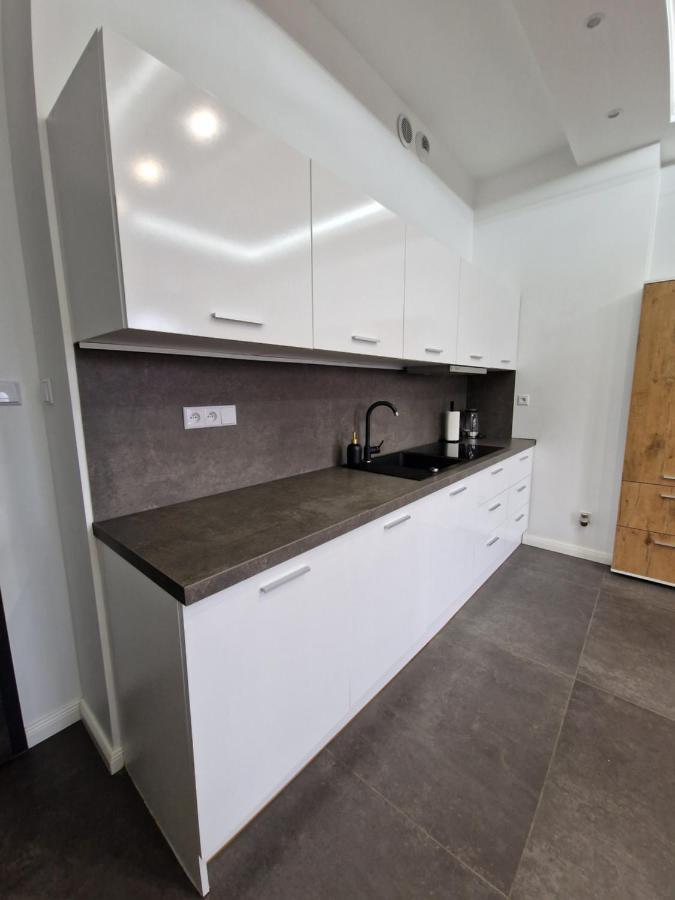 Microhotels Fabryczna 17 Zielona Góra Esterno foto
