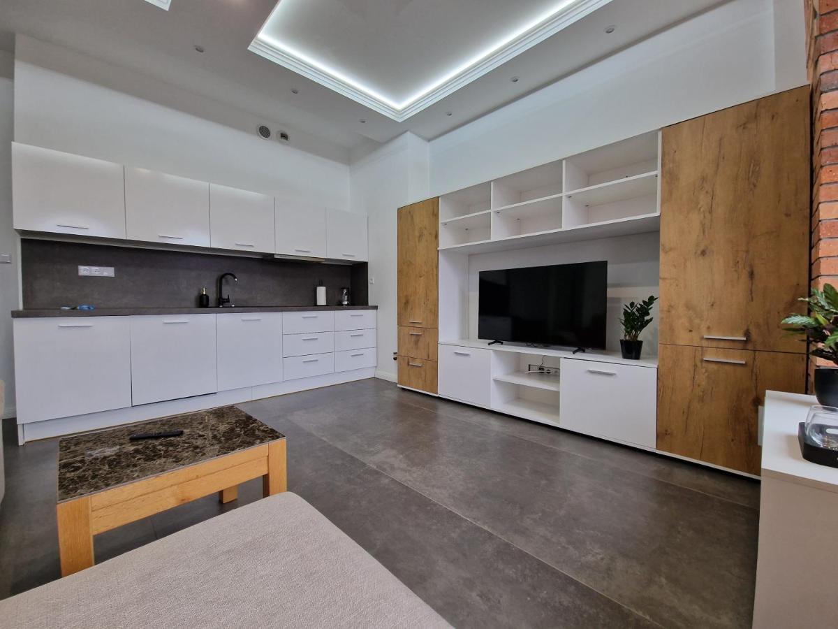 Microhotels Fabryczna 17 Zielona Góra Esterno foto